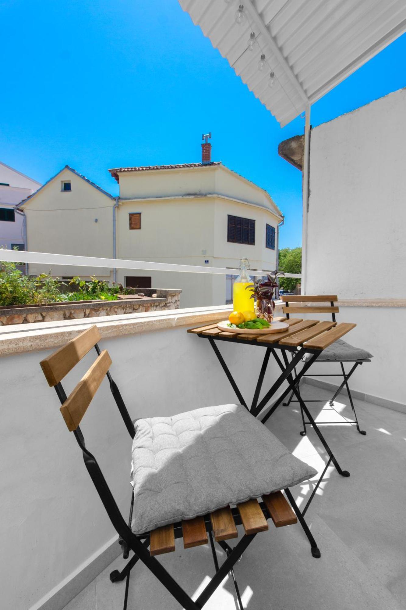 Studio Apartman Casa Lambasa Sibenik Exterior photo